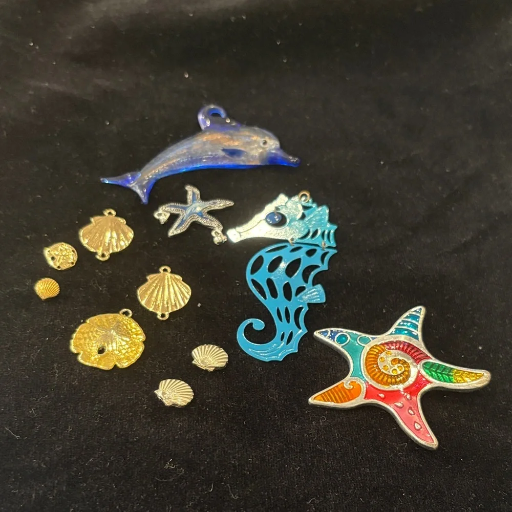 Colorful Sea Life Aquarium Decor Set